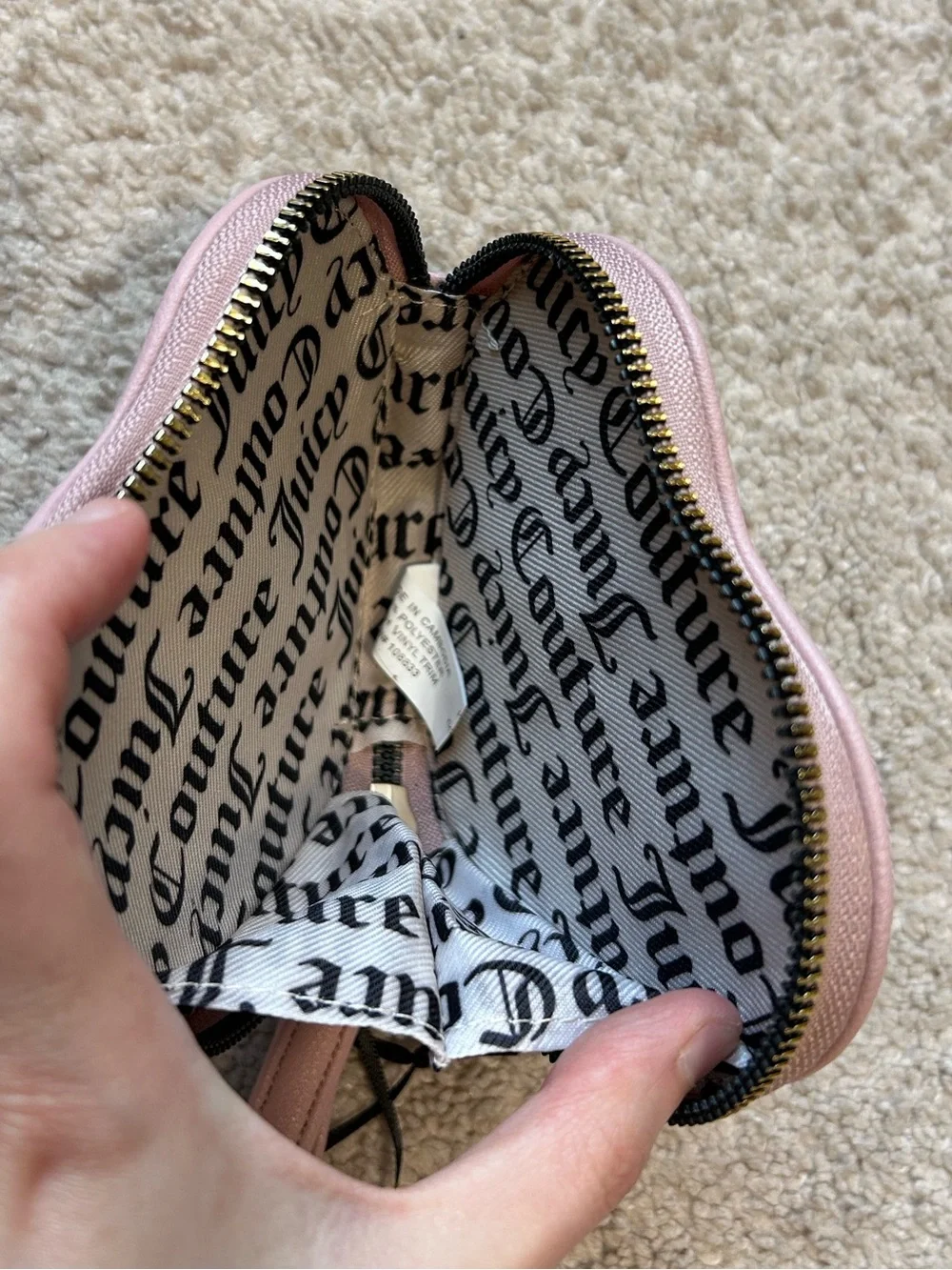 Juicy Couture Retro Vibe Velour Heart Zip-Around Wallet Wristlet Set 2 PCs Y2K